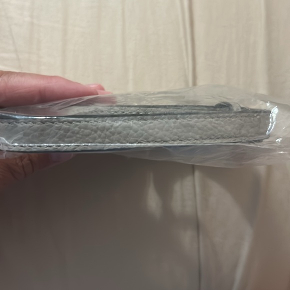 Stone Crossbody Bag with Pink Chevron Strap - Picture 14 of 15